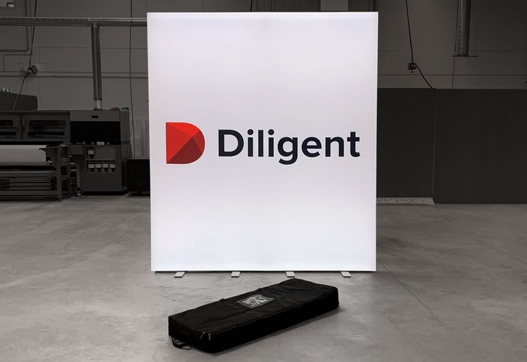 LED exhibition wall - ALU LightUp - Diligent Boardbooks GmbH